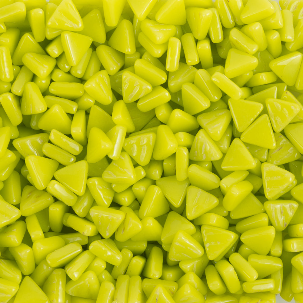 Mini mozaic triunghiular din sticlă – verde galben