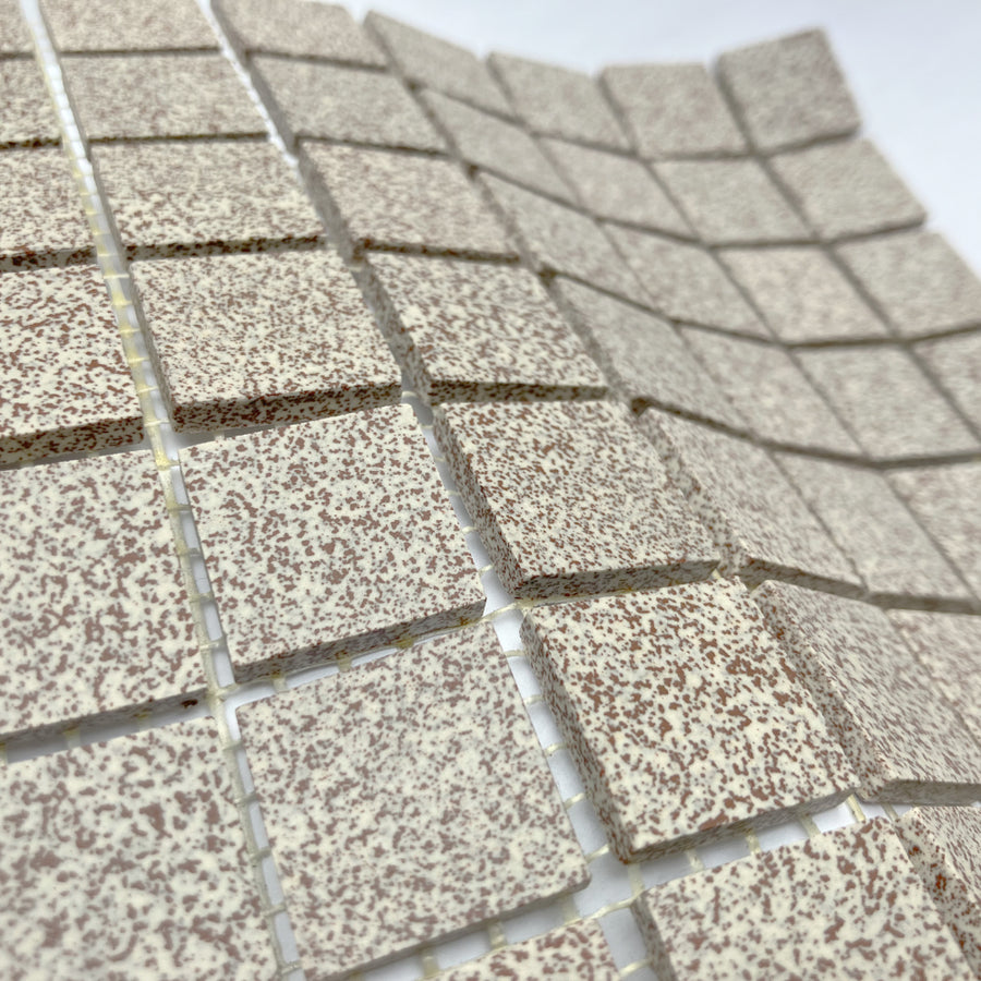 Winckelmans Rouge 210 Mouchetés – matte mozaïektegels van 20x20 mm op gaas