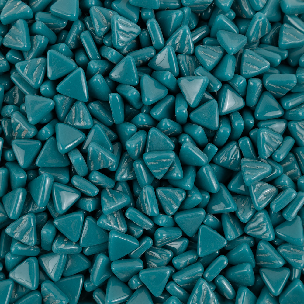 Packshot Mini Glass Mosaic Triangle – teal – 8mm
