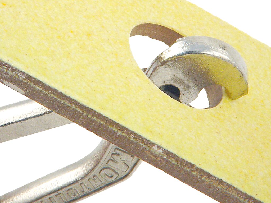 In use: Montolit MONT54 – Parrot-beak tile nippers