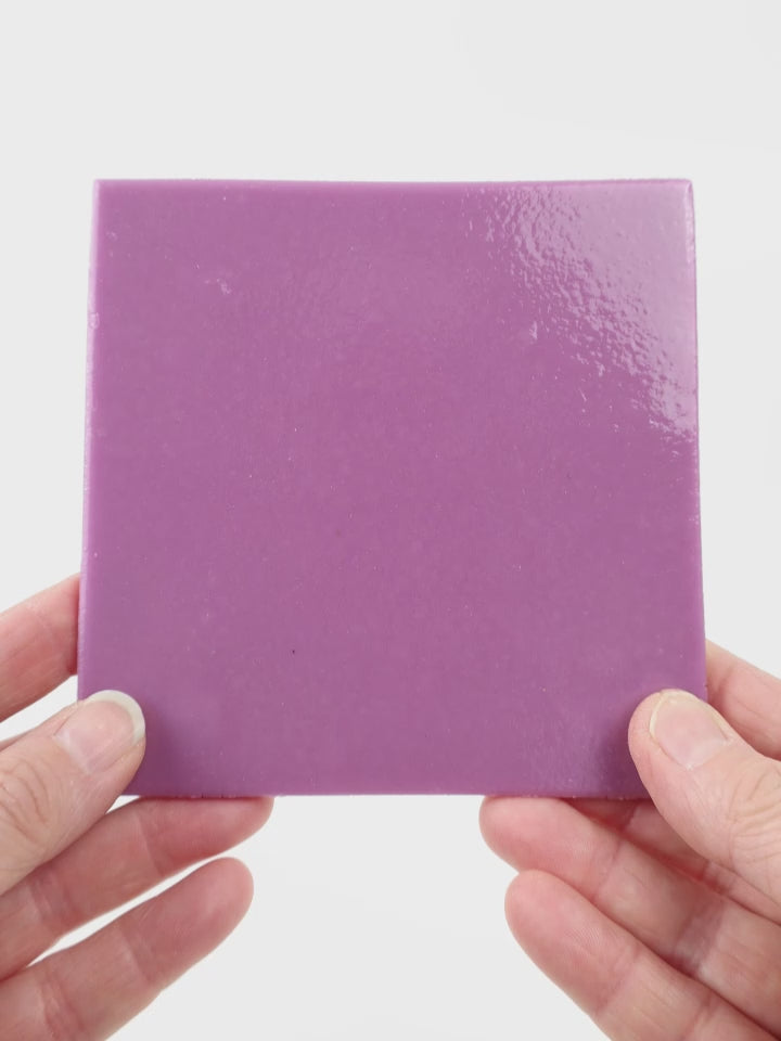Video showing Morasutti Smalti mosaic tile – purple – 11.5 x 11.5 cm, rotated to show full tile