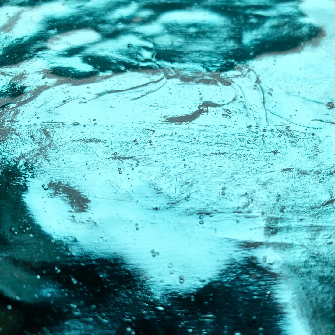 Farbiger Spiegel Wasser