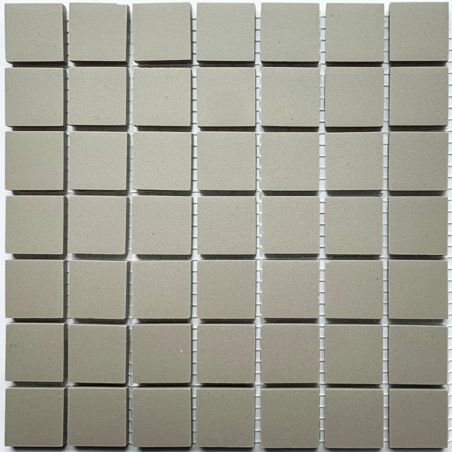 Winckelmans Gris Pale – matte mozaïektegels van 20x20 mm op gaas