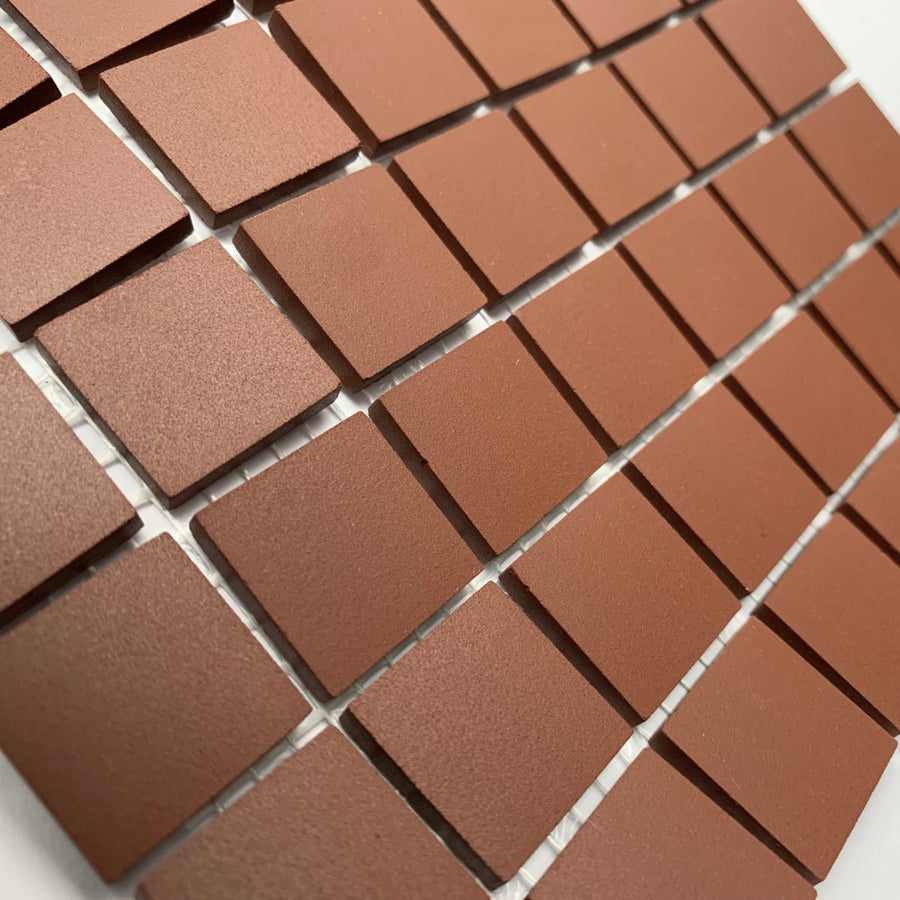 Winckelmans Rouge – matt 20x20 mm mosaic tiles on mesh